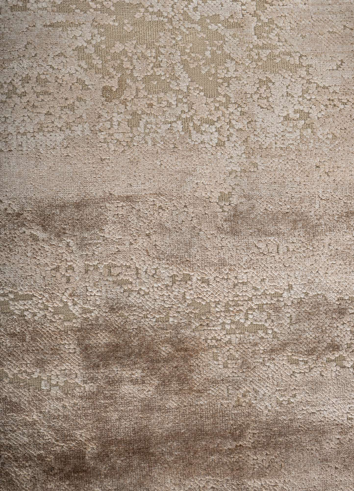 aprezo beige and brown wool and bamboo silk hand knotted Rug - CloseUp