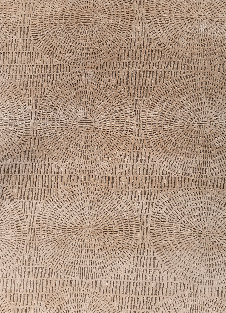 azalea beige and brown wool and bamboo silk hand knotted Rug - CloseUp