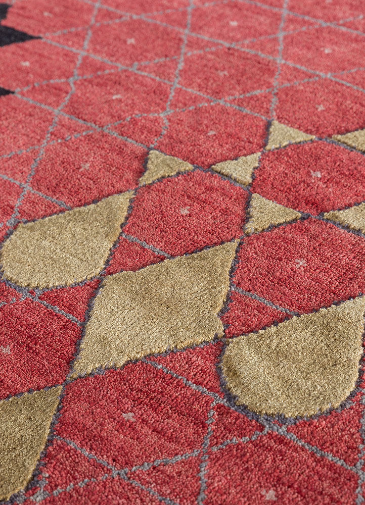 kolam red and orange wool and bamboo silk hand knotted Rug - CloseUp