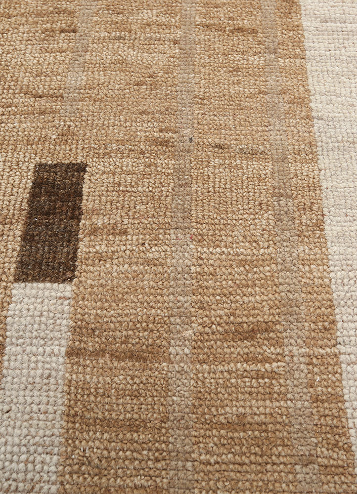 blythe beige and brown wool hand knotted Rug - CloseUp