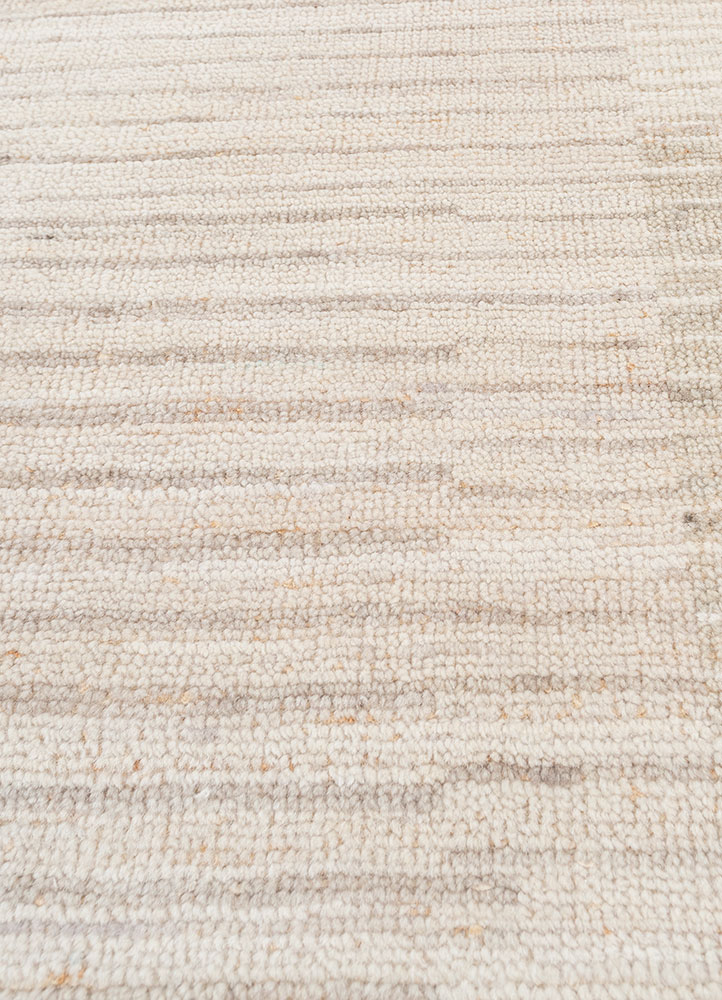 blythe ivory wool hand knotted Rug - CloseUp