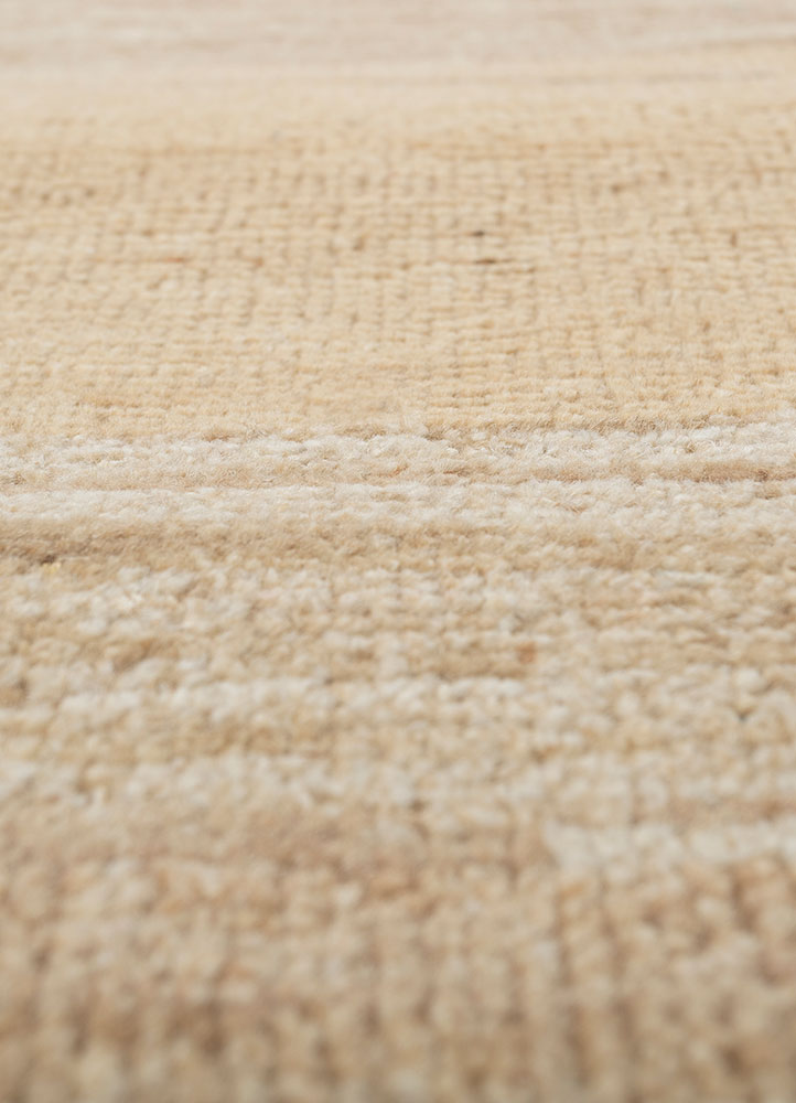 blythe beige and brown wool hand knotted Rug - CloseUp