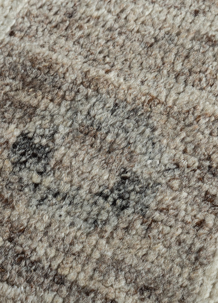 thyme beige and brown wool hand knotted Rug - CloseUp