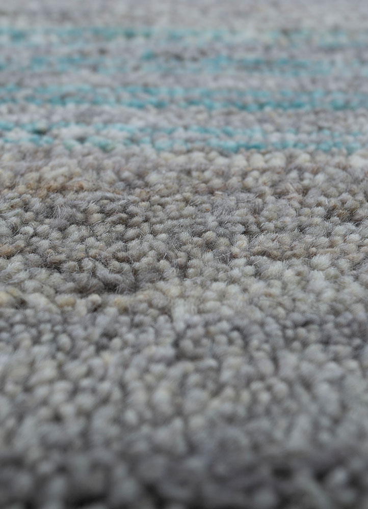 blythe blue wool hand knotted Rug - CloseUp