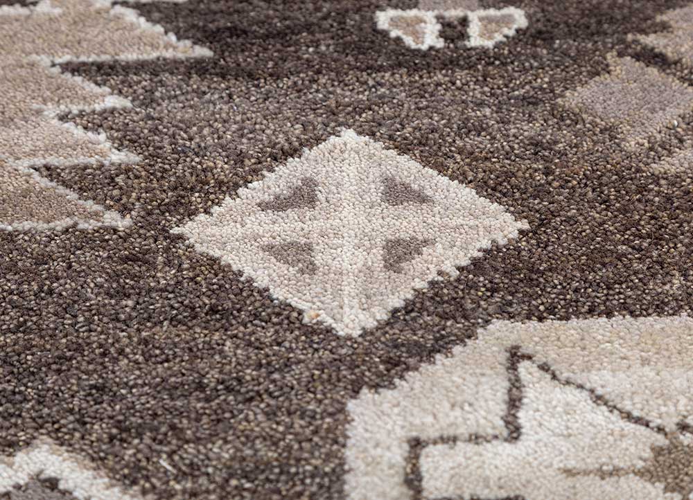 savana beige and brown wool hand knotted Rug - CloseUp
