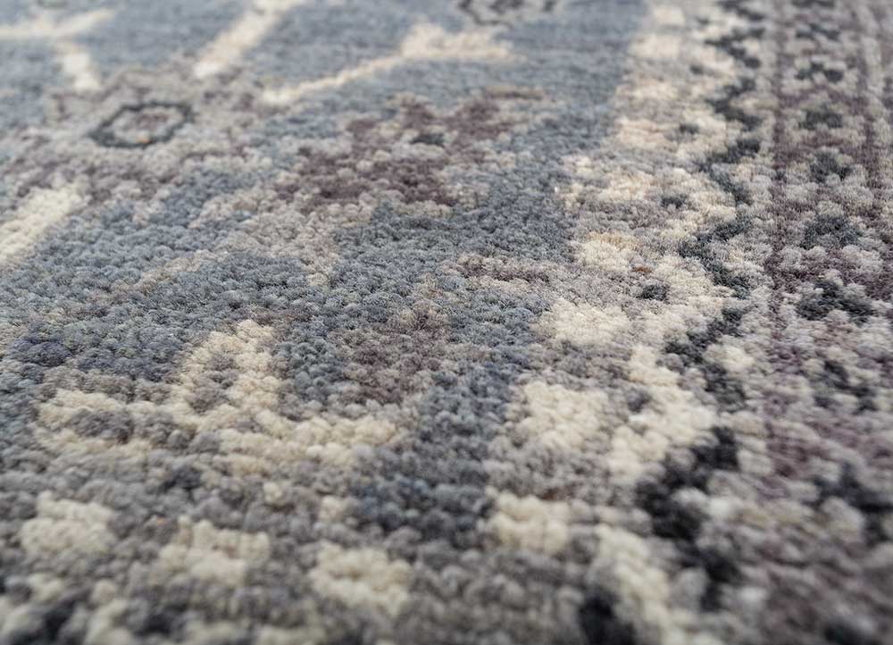 erbe blue wool hand knotted Rug - CloseUp