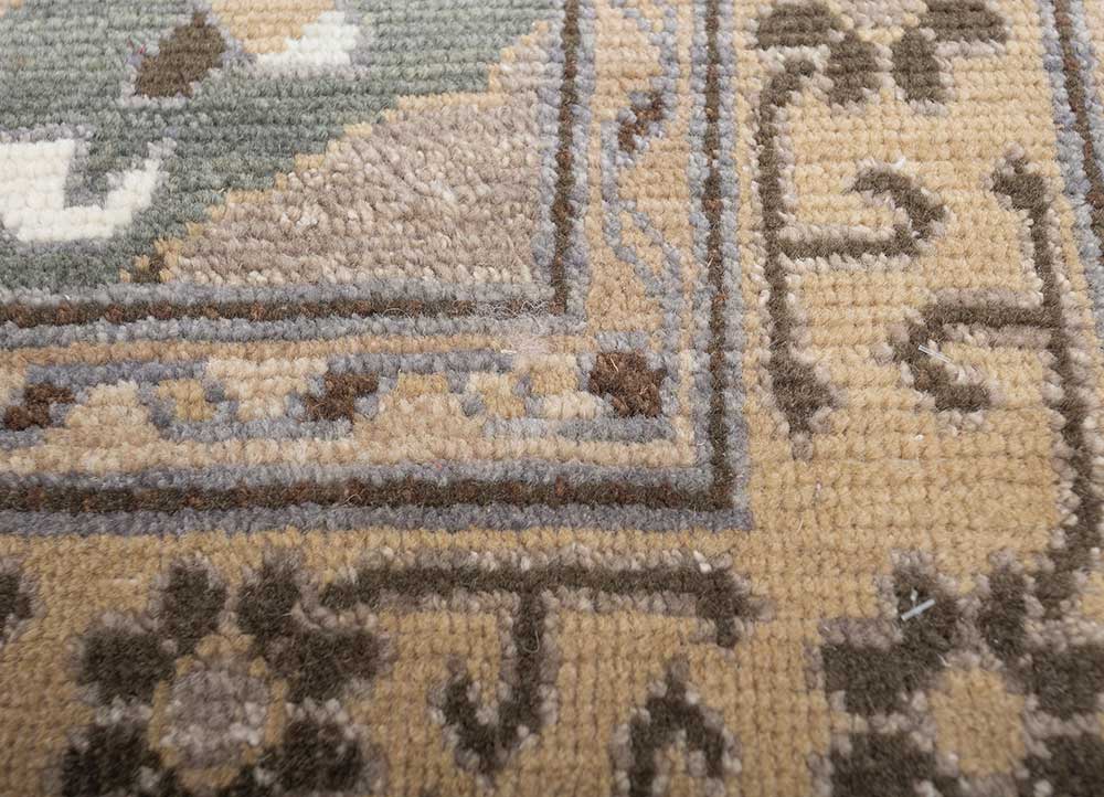 erbe beige and brown wool hand knotted Rug - CloseUp