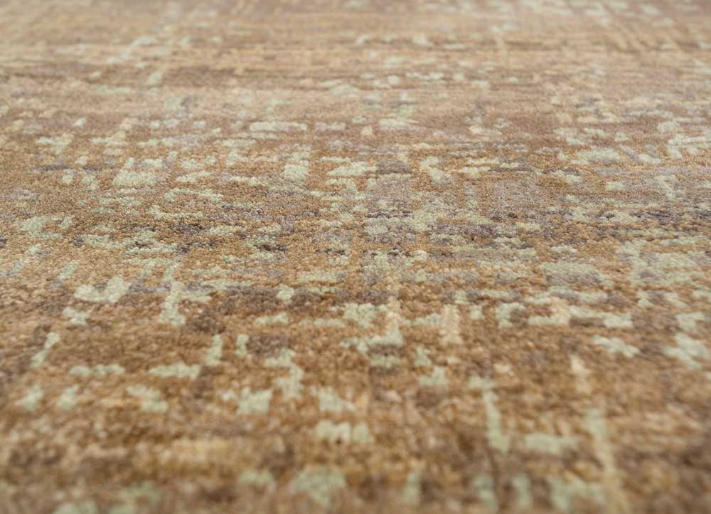 uvenuti beige and brown wool hand knotted Rug - CloseUp