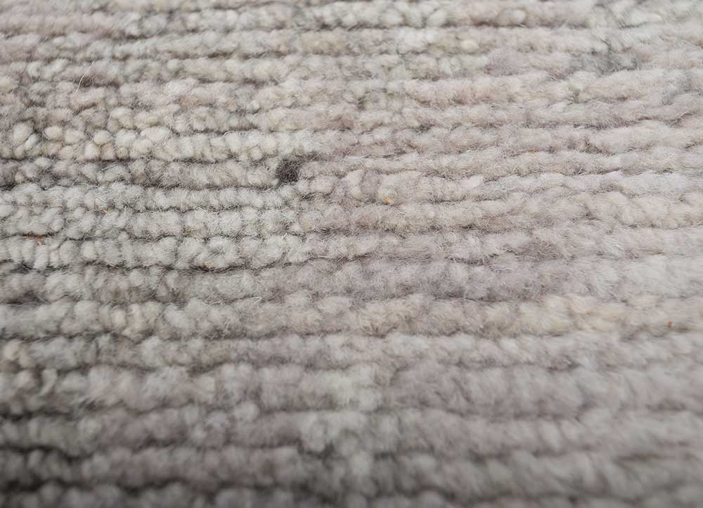 entropy grey and black wool hand knotted Rug - CloseUp