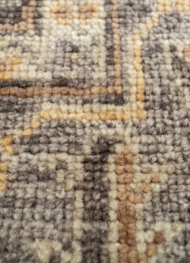 erbe grey and black wool hand knotted Rug - CloseUp