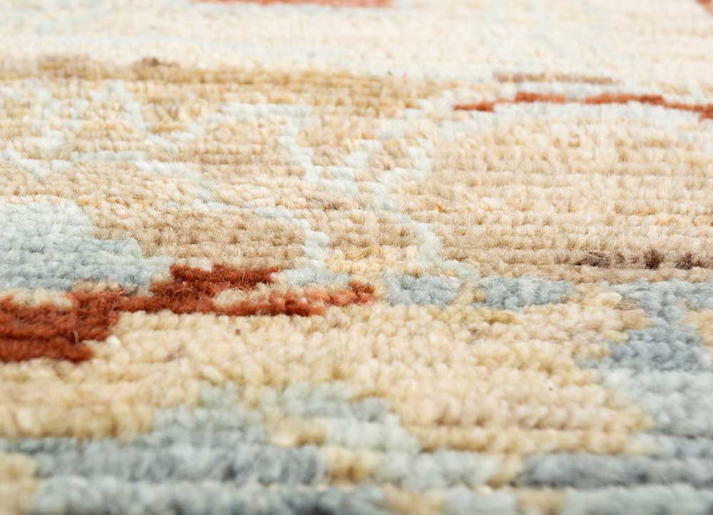 erbe gold wool hand knotted Rug - CloseUp