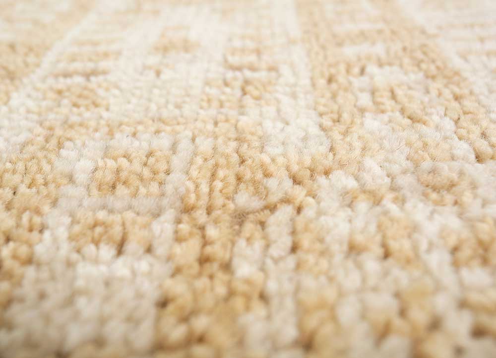 erbe ivory wool hand knotted Rug - CloseUp