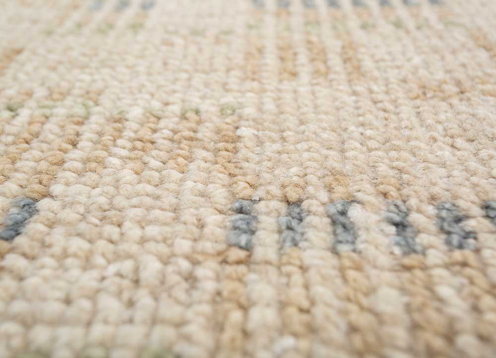 erbe ivory wool hand knotted Rug - CloseUp