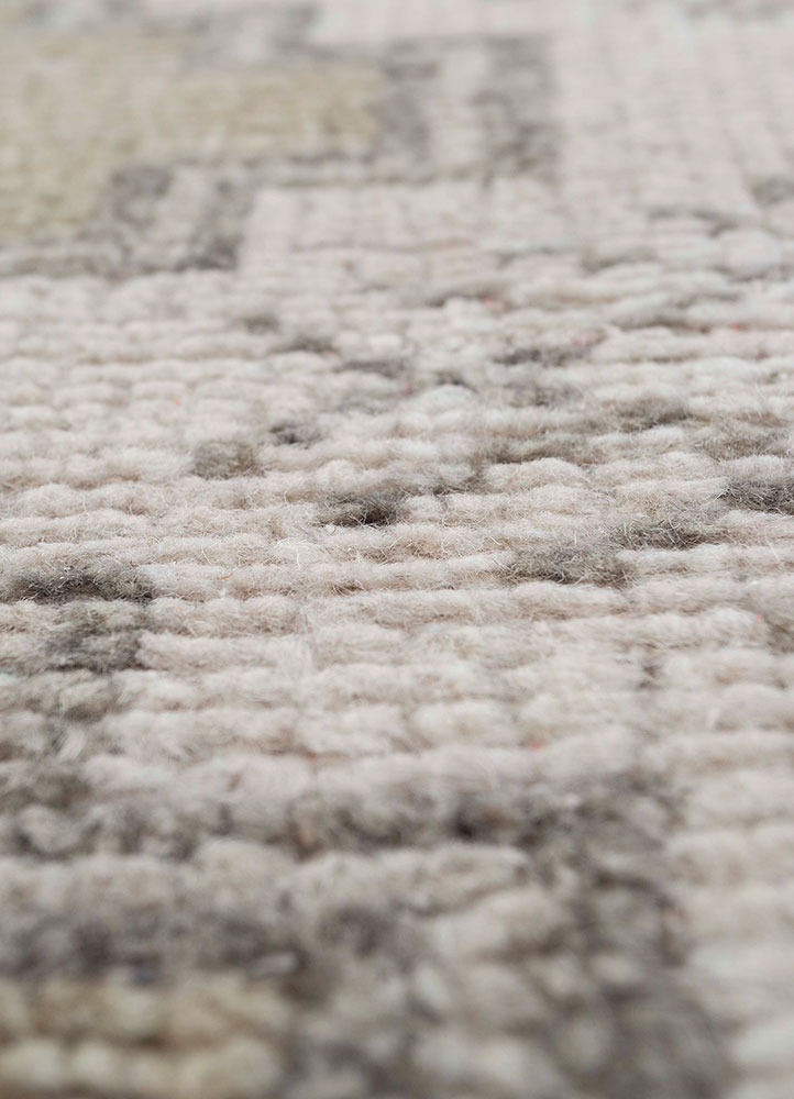 erbe ivory wool hand knotted Rug - CloseUp