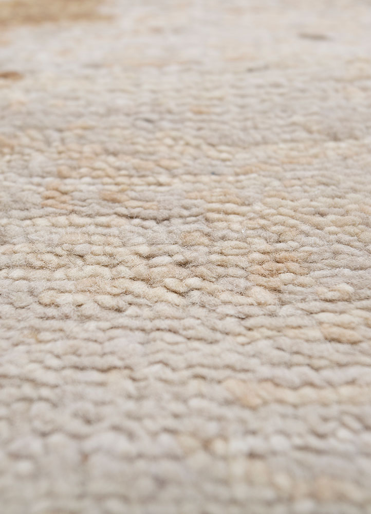 erbe ivory wool hand knotted Rug - CloseUp