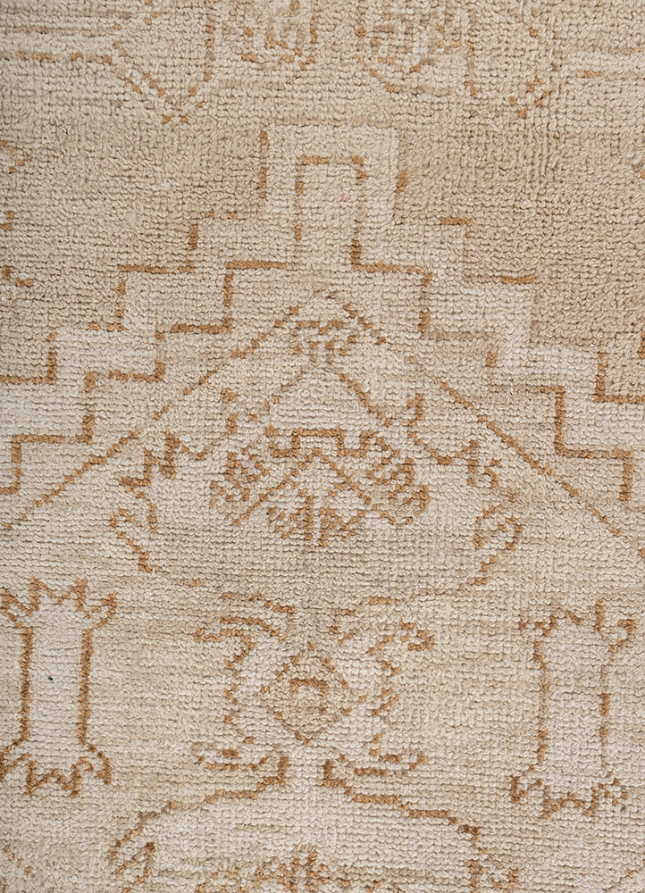 thyme beige and brown wool hand knotted Rug - CloseUp
