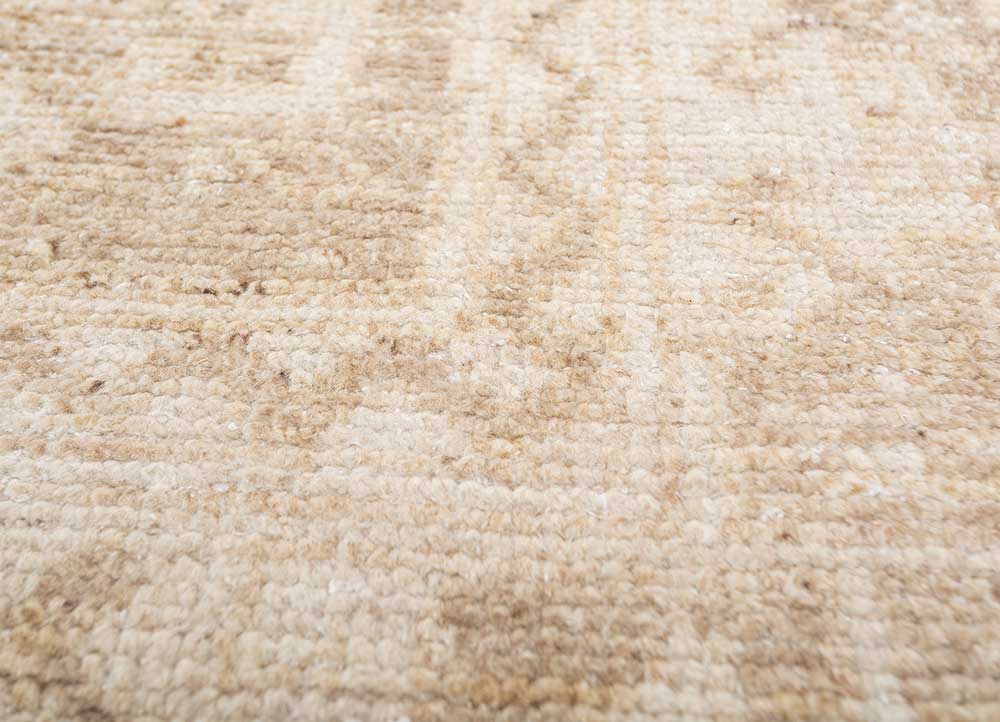 erbe beige and brown wool hand knotted Rug - CloseUp