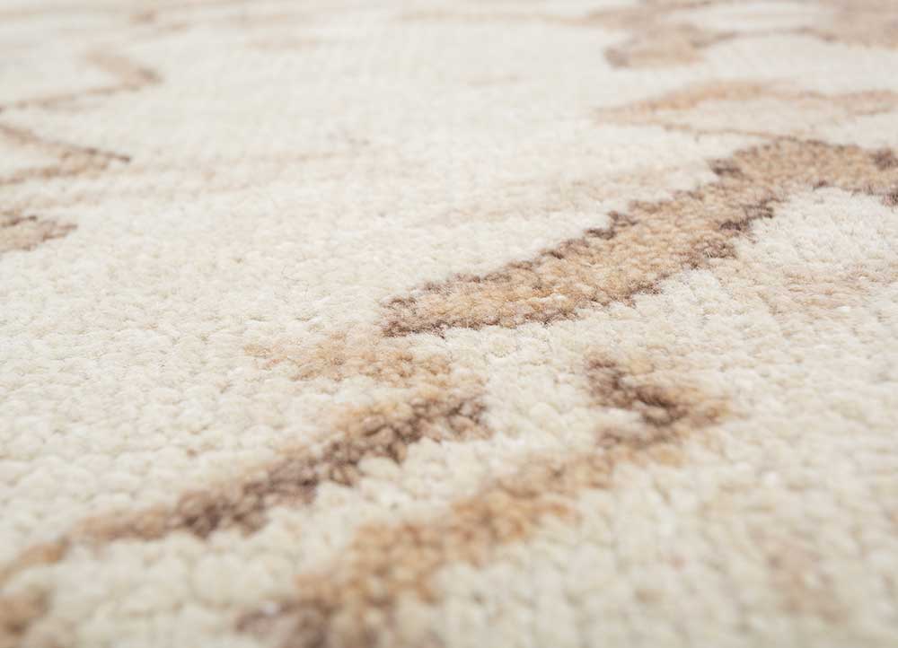 erbe ivory wool hand knotted Rug - CloseUp