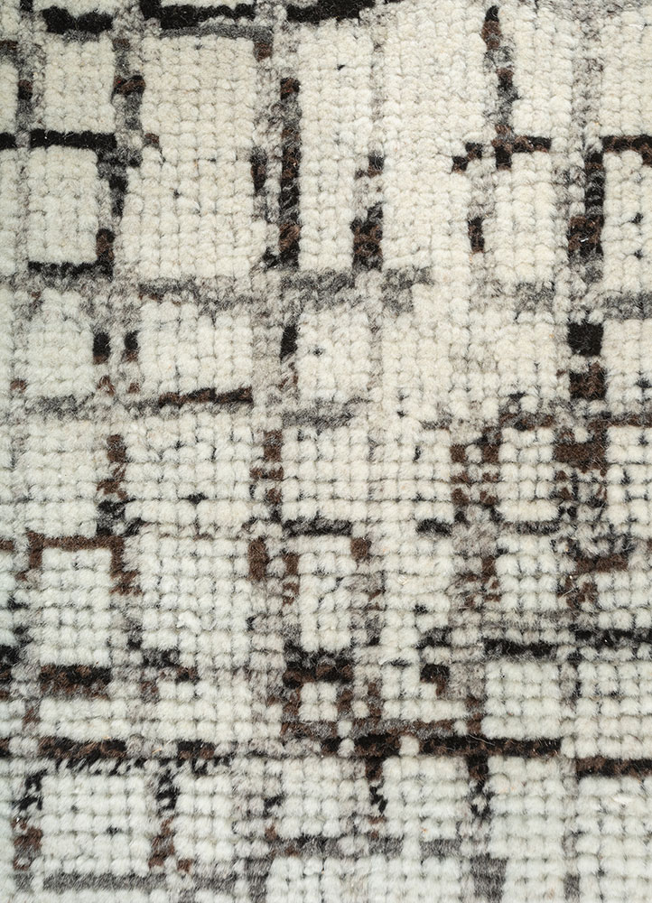 aprezo ivory wool hand knotted Rug - CloseUp