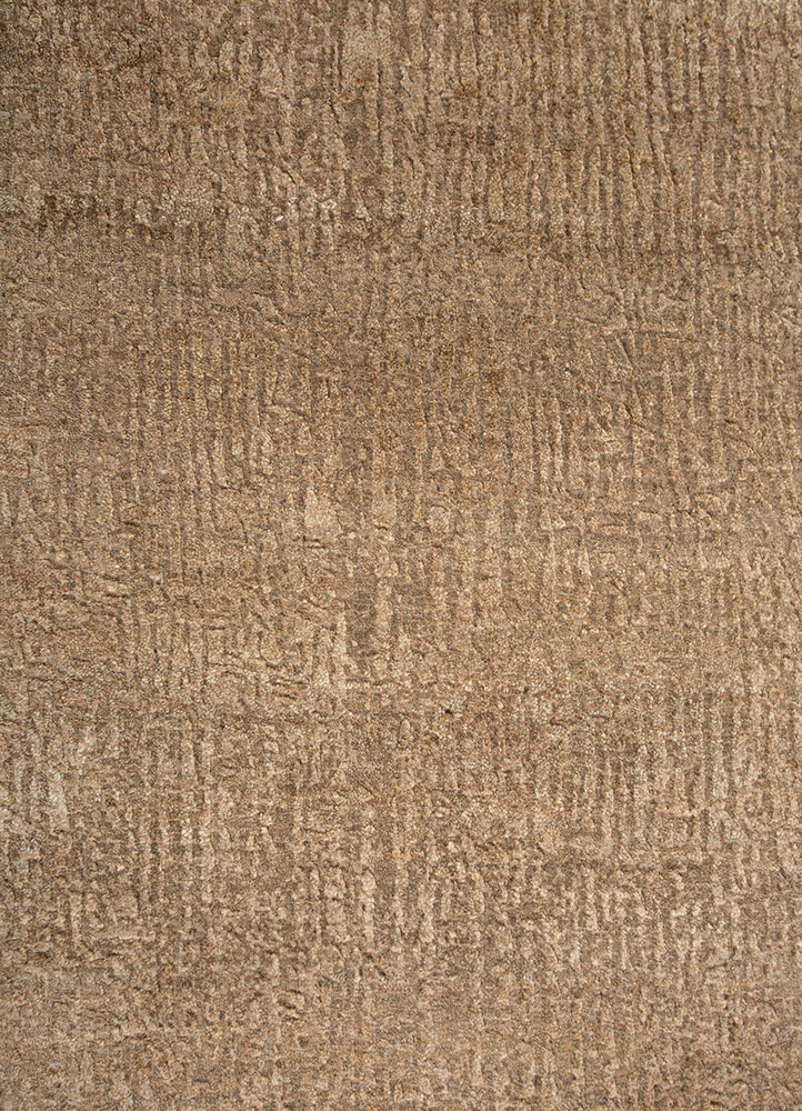 entropy gold wool and silk hand knotted Rug - CloseUp