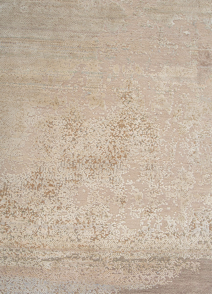 entropy ivory wool and silk hand knotted Rug - CloseUp