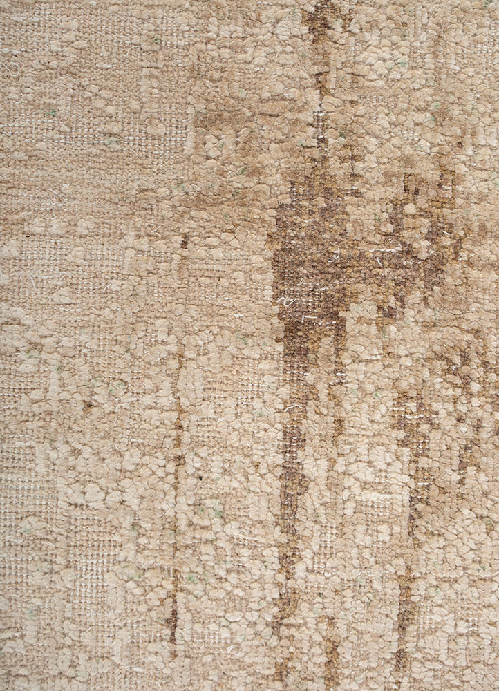 entropy ivory wool and silk hand knotted Rug - CloseUp