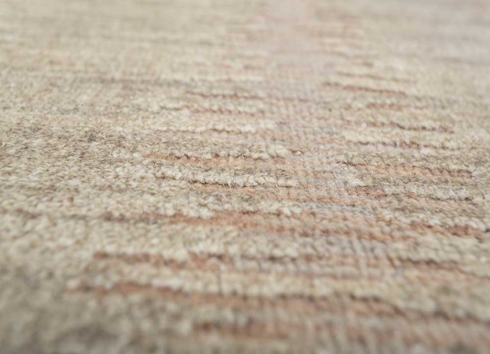 manifest ivory wool and silk hand knotted Rug - CloseUp