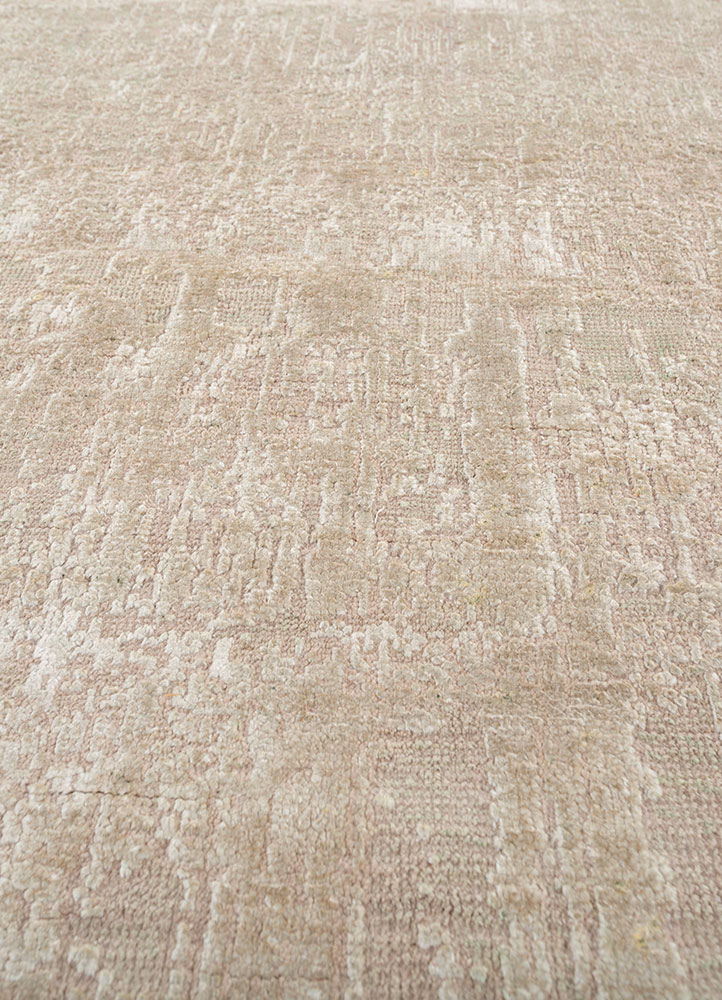 entropy ivory wool and silk hand knotted Rug - CloseUp