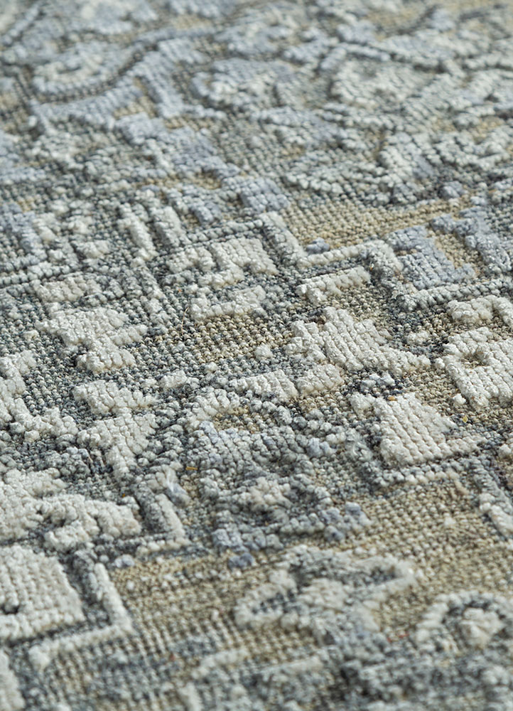 far east grey and black wool and silk hand knotted Rug - CloseUp