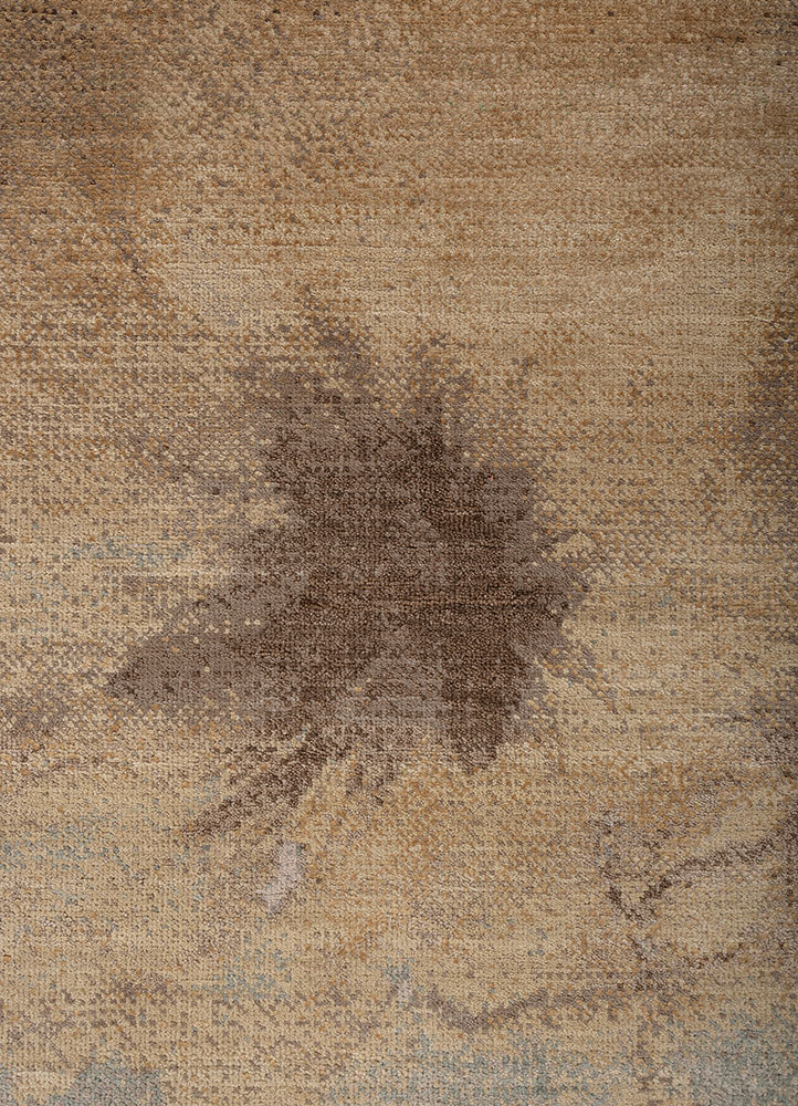 entropy ivory wool and silk hand knotted Rug - CloseUp