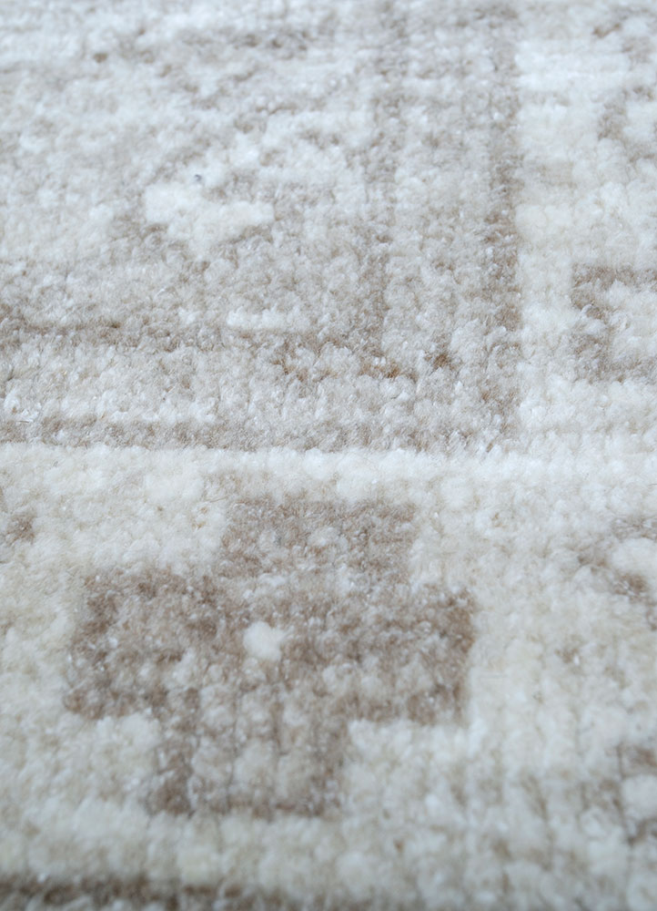 thyme grey and black wool hand knotted Rug - CloseUp