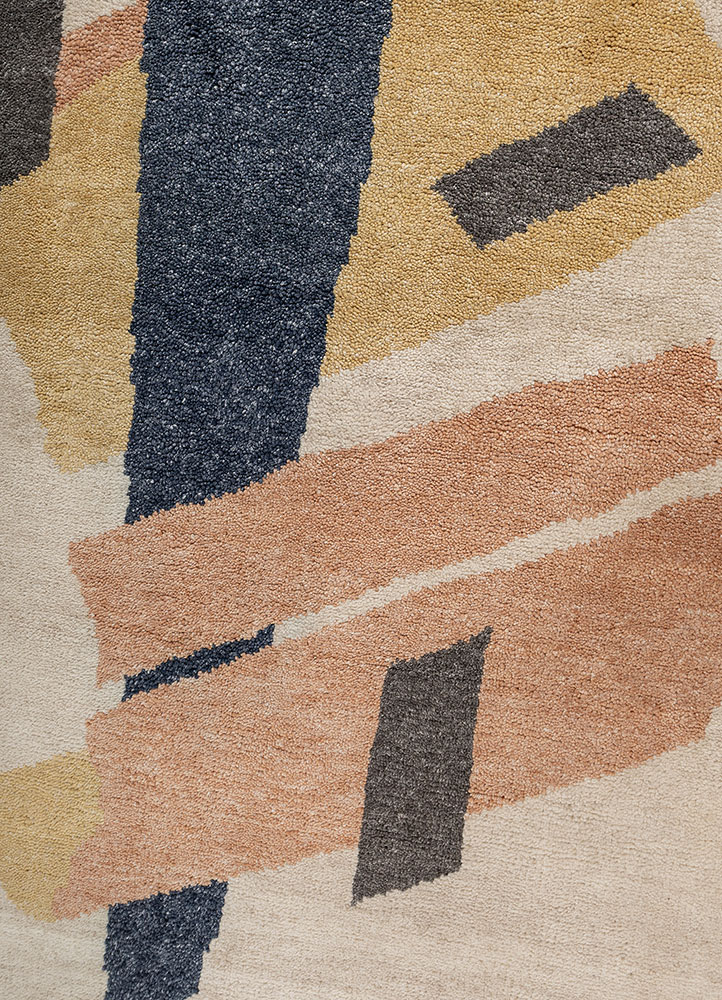 sthir beige and brown wool hand knotted Rug - CloseUp
