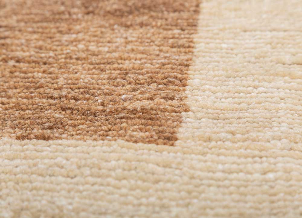 blythe ivory wool hand knotted Rug - CloseUp