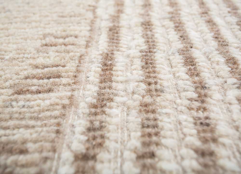thyme ivory wool hand knotted Rug - CloseUp
