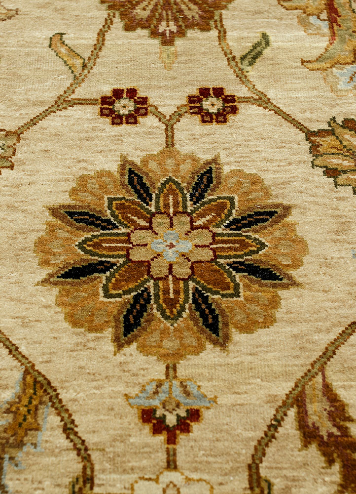 gulmarg beige and brown silk hand knotted Rug - CloseUp