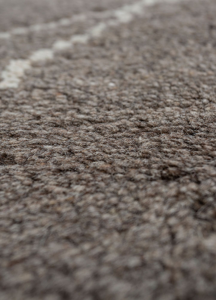 zuri beige and brown wool hand knotted Rug - CloseUp