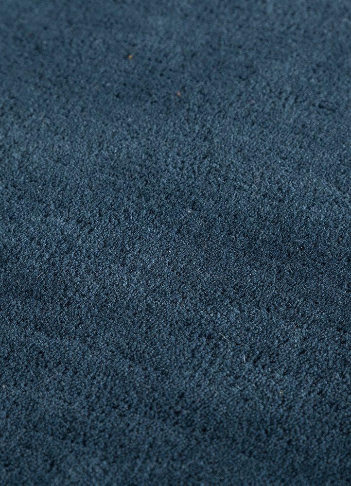 cera blue wool hand tufted Rug - CloseUp