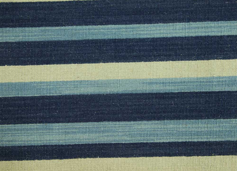 indusbar green wool flat weaves Rug - CloseUp
