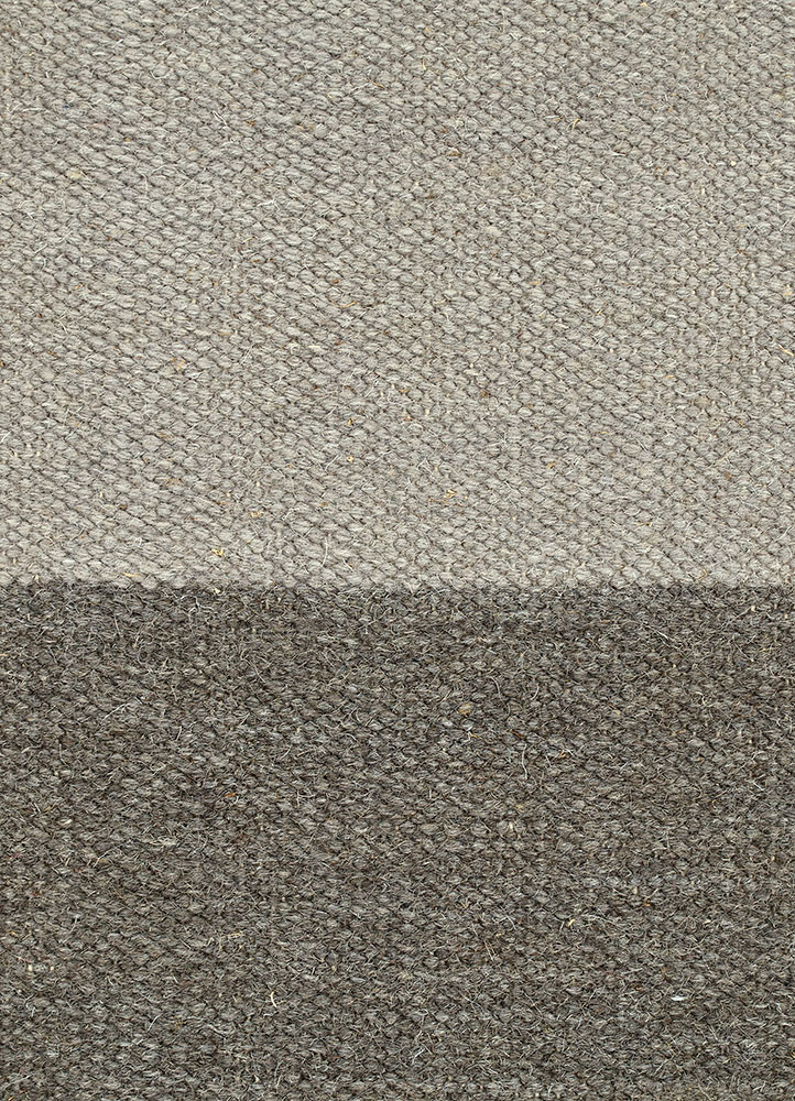 indusbar grey and black wool flat weaves Rug - CloseUp