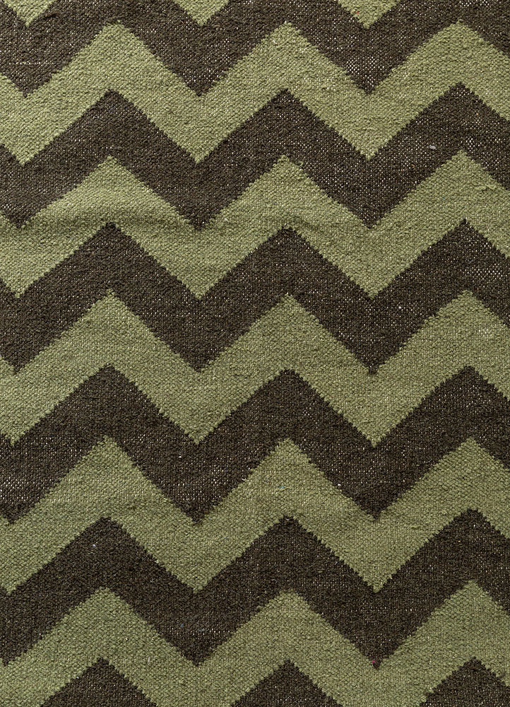 indusbar green wool flat weaves Rug - CloseUp
