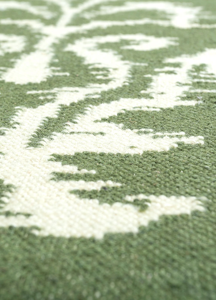 indusbar green wool flat weaves Rug - CloseUp