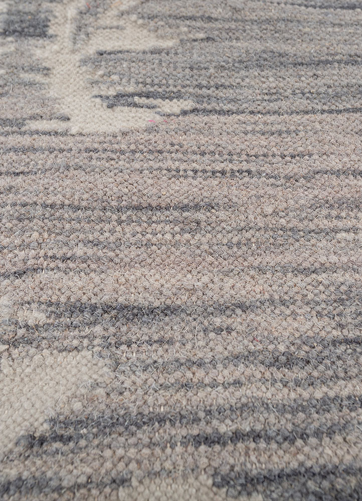 indusbar grey and black wool flat weaves Rug - CloseUp