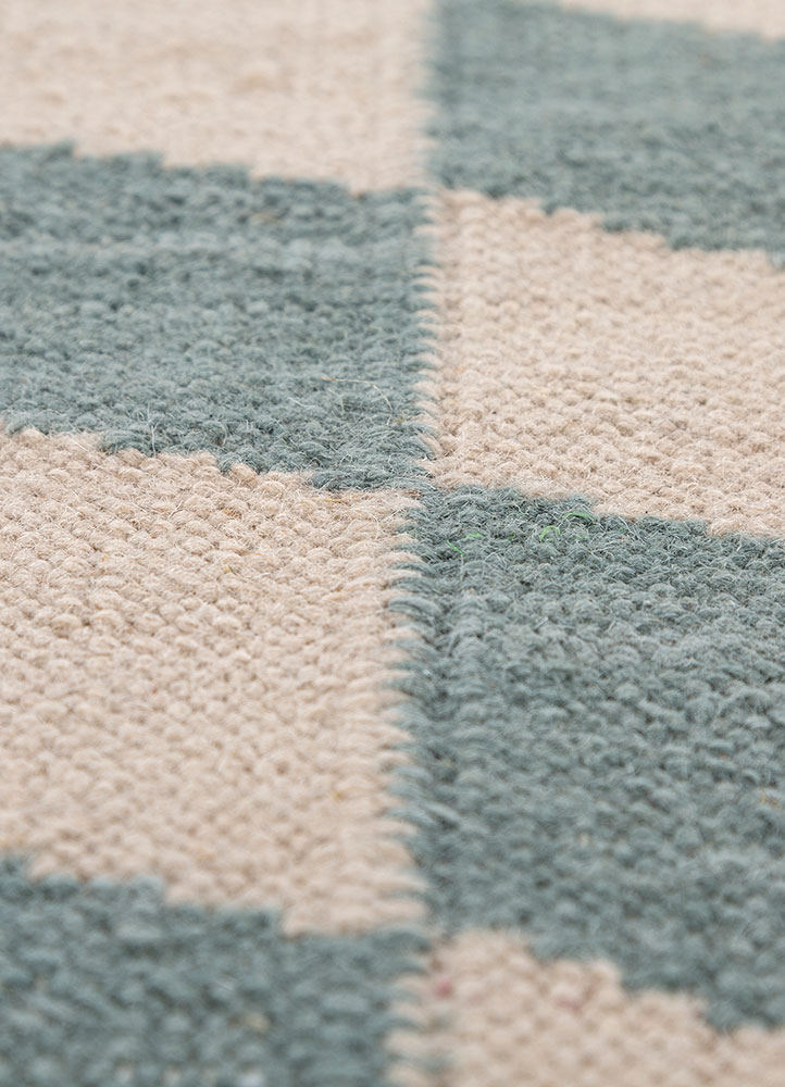 checkers ivory wool and viscose flat weaves Rug - CloseUp