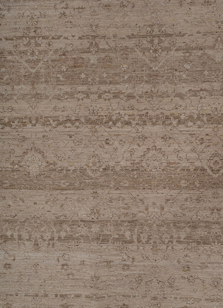 someplace in time ivory wool hand knotted Rug - CloseUp