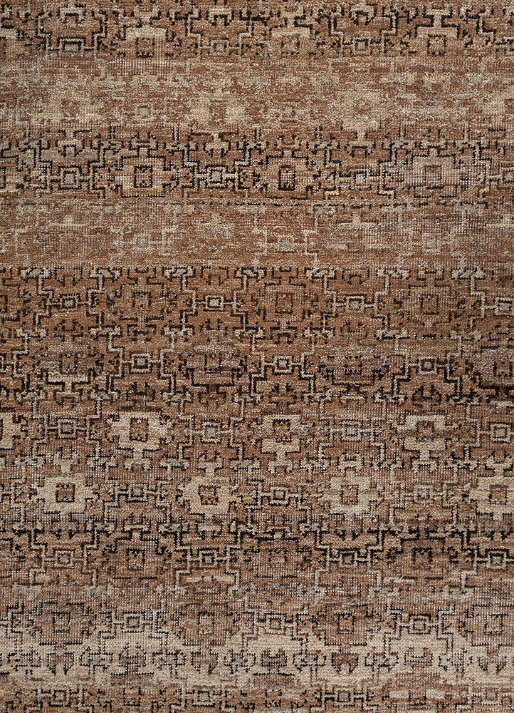 erbe beige and brown wool hand knotted Rug - CloseUp