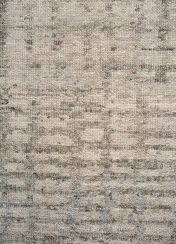 uvenuti green wool hand knotted Rug - CloseUp