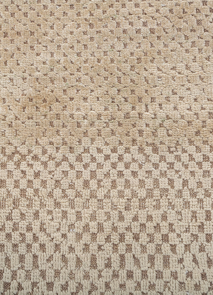manifest beige and brown wool and silk hand knotted Rug - CloseUp