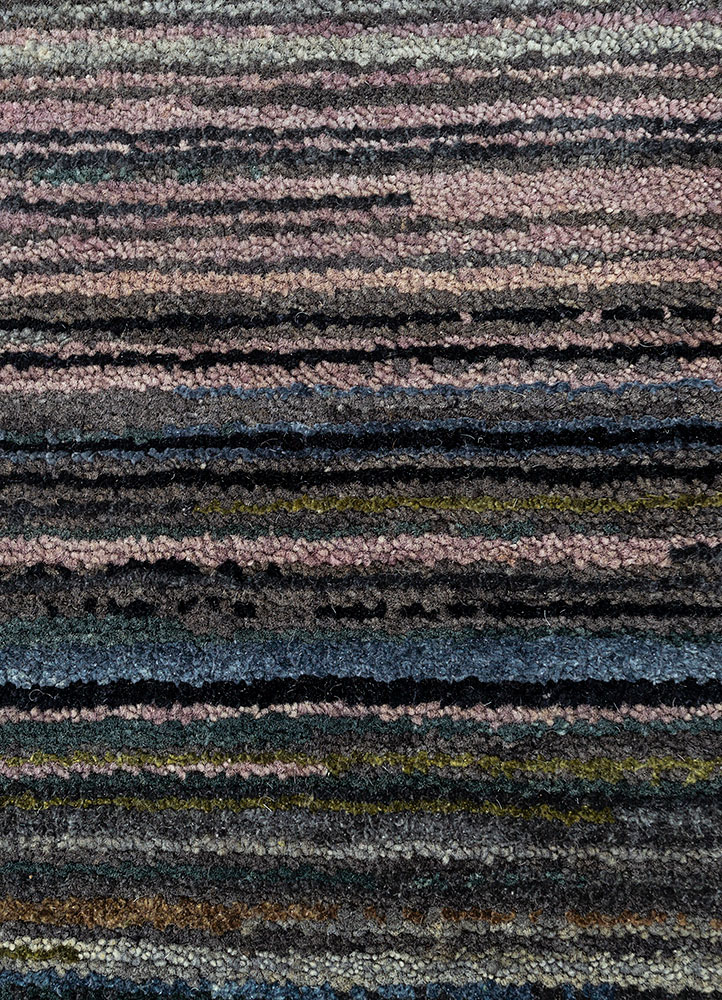 hidden by kavi grey and black wool and silk hand knotted Rug - CloseUp