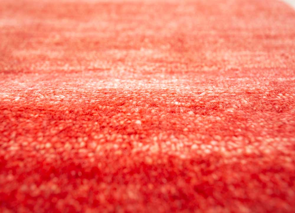 aakar by kavi ivory wool and silk hand knotted Rug - CloseUp