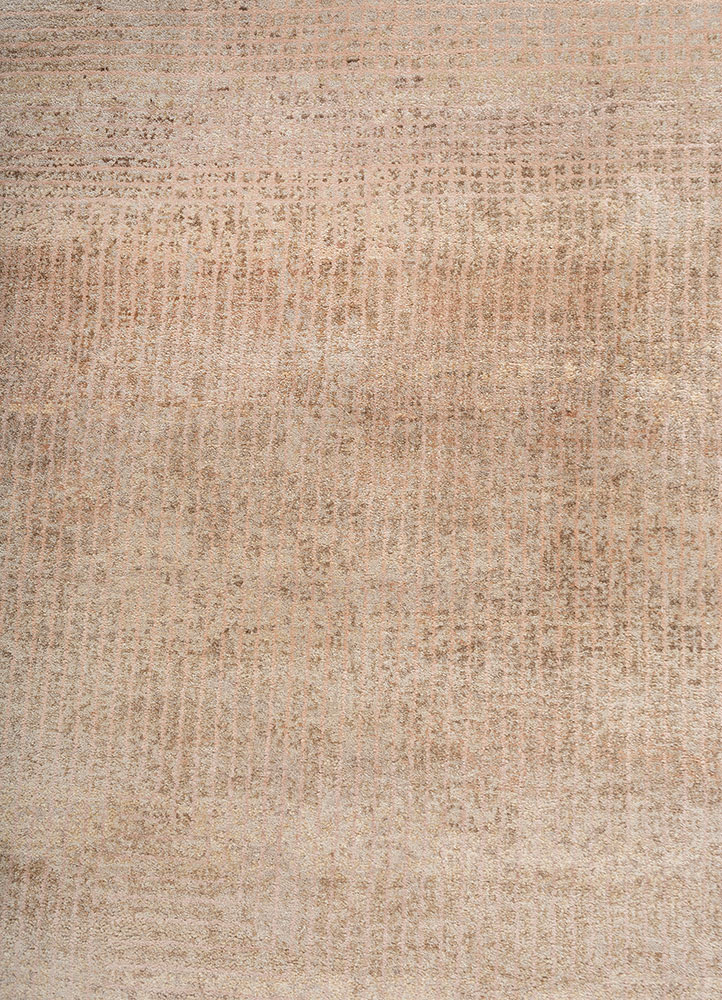 azalea ivory wool and silk hand knotted Rug - CloseUp